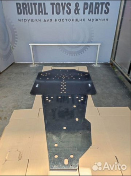 Защита днища базовая на багги Maverick R бу